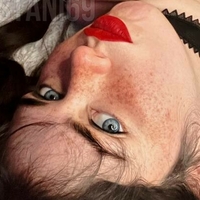 Sarahbustani Nackt