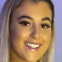 Stephanie C Nackt