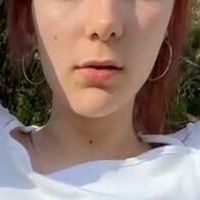Strange Girl Nackt