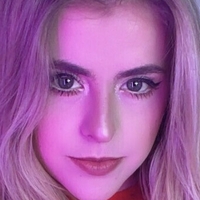 Stretch With V Nackt