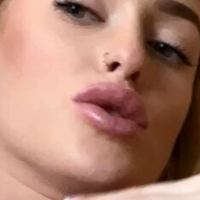 Tiauna Riley Nackt