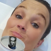 Tiny With Tits Nackt