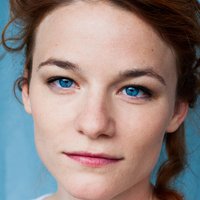 Valerie Pachner Nackt
