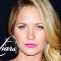 Vanessa Ray Nackt