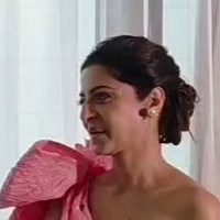 vedhika4u Nackt