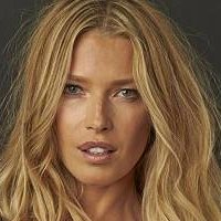 Veronika Varekova Nackt