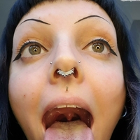 vi0let_night Nackt