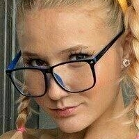 x_hot_little_girl Nackt