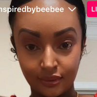 xxxbeebee Nackt