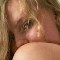 Zoe Canestraro Nackt